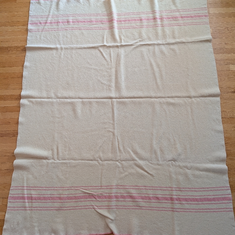 Condon's 100% Wool Blanket 56" X 72" Cream Pink Stripes Blanket Stitch Woolen - Picture 8 of 10